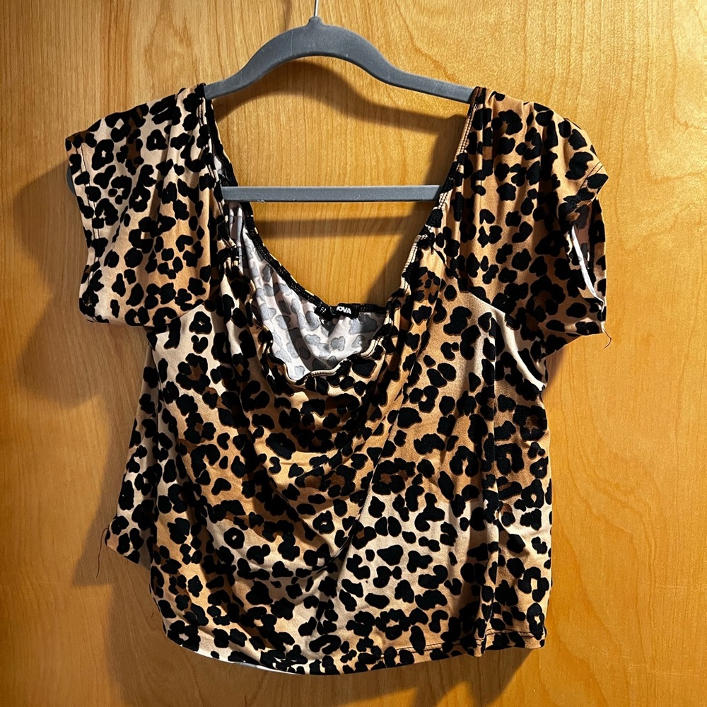 Fashion Nova off the shoulder, cheetah crop top